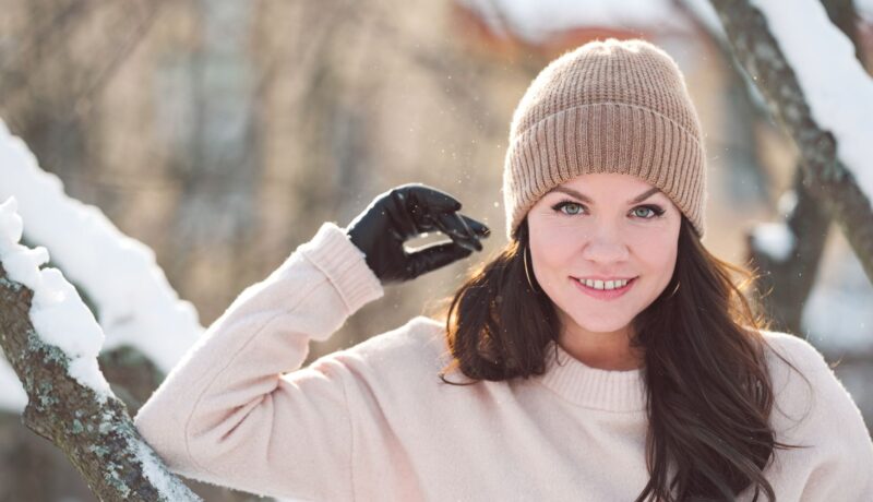 Kirjailija Hannele Lampela: ”Kasvaessa eteen tulee ihme hähmelöä”