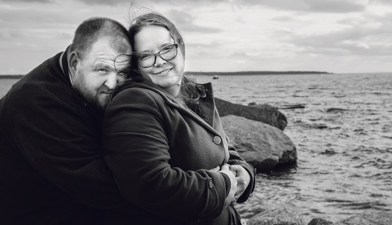 Juho Nykänen, 36, opettelee puhumaan surustaan