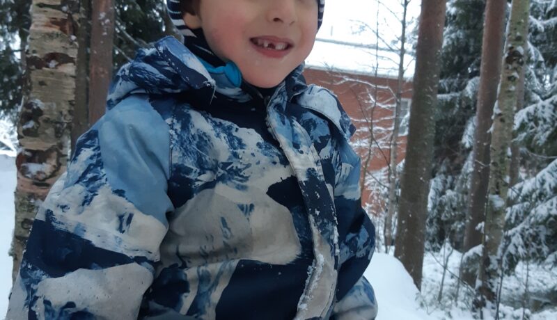 3/4: Hankalinta 5-vuotiaiden kolmosten kanssa – ”Manipulointi, huijaaminen ja grammavaaka”