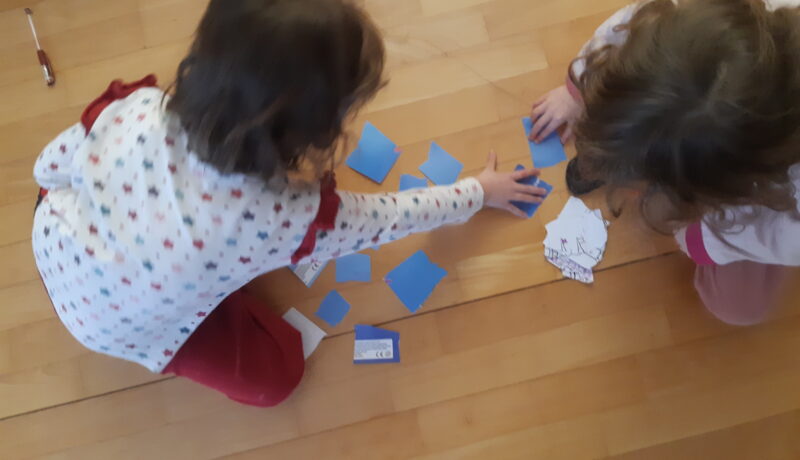 Kolmosäiti työnhaussa: ”Kenenkään maailma ei kaadu siihen” 1/2