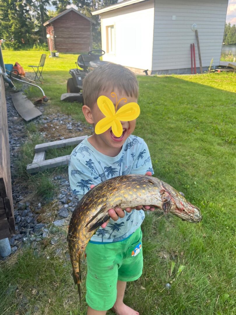 Lapsi ja hauki.